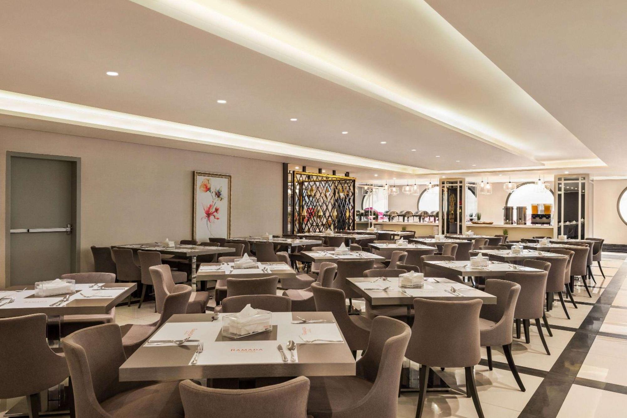 Ramada By Wyndham Makkah Zad Al Tayseer La Mecque Extérieur photo
