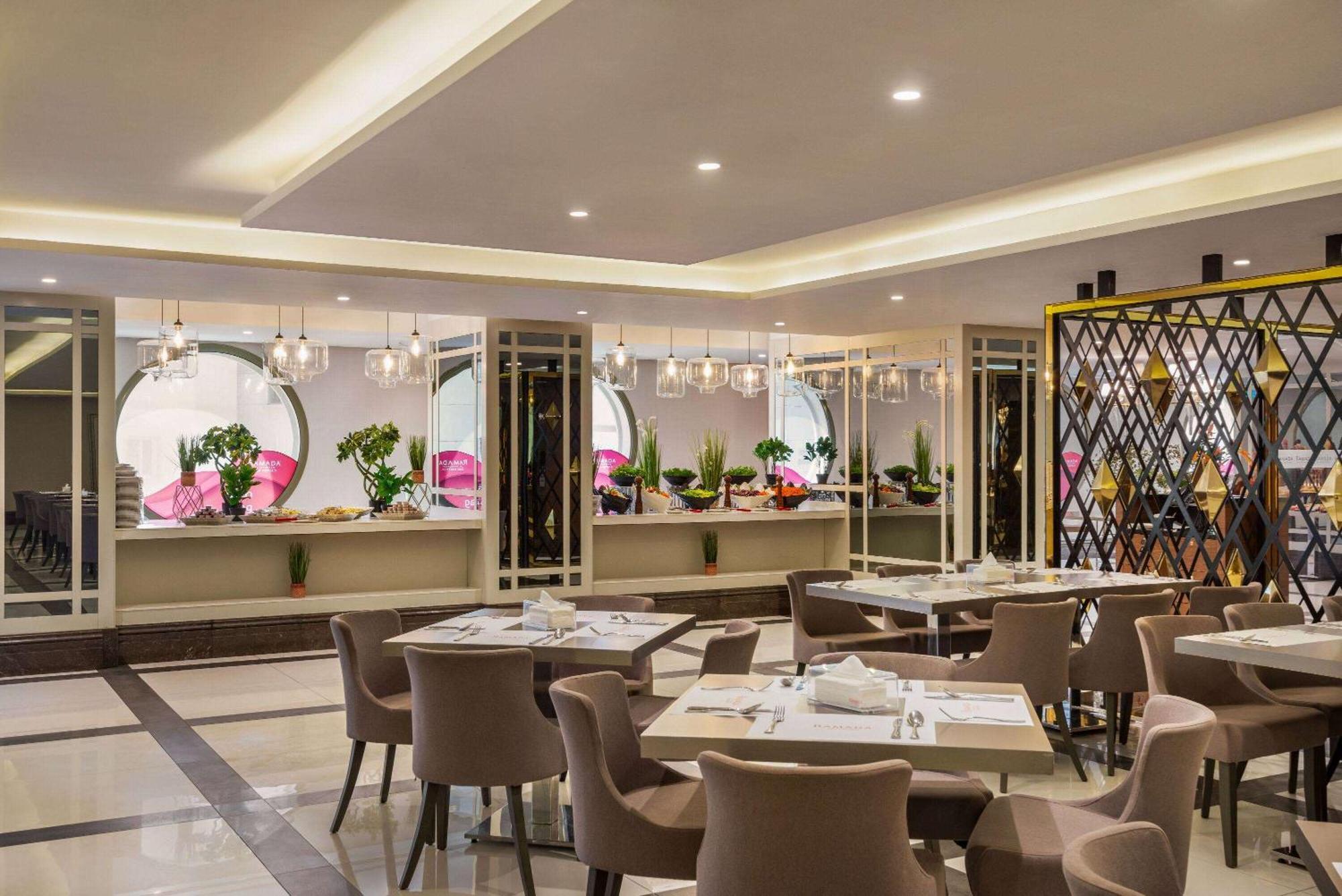 Ramada By Wyndham Makkah Zad Al Tayseer La Mecque Extérieur photo